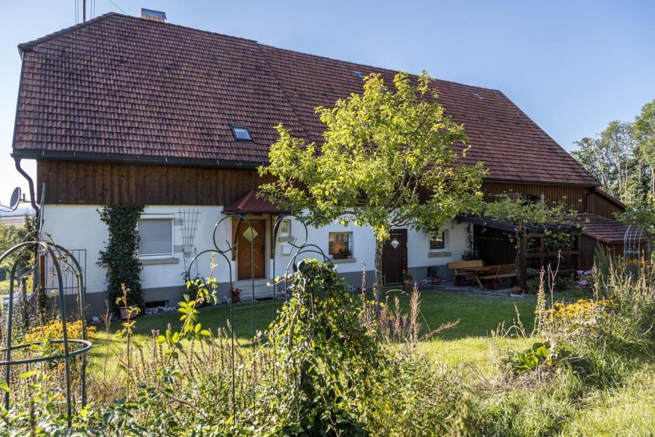 Der Lachenbuckhof Blumberg Luaran gambar